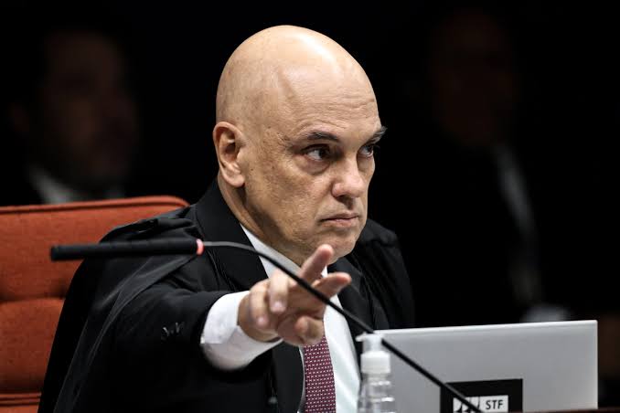 Magistrado suspende exigibilidade do IPTU diante de omissão municipal;