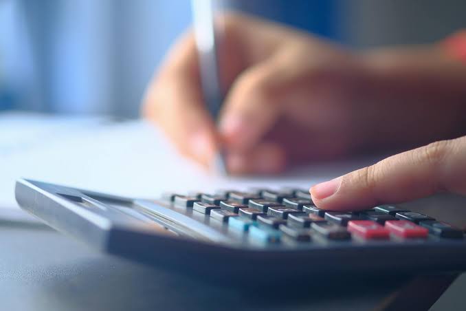 Compras públicas e a definição do momento do fato gerador do IBS e da CBS: impactos práticos e desafios interpretativos