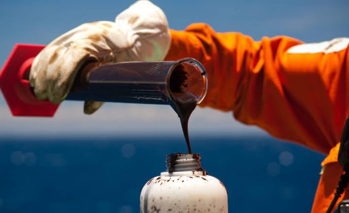 Imposto de exportação sobre o petróleo: efeitos para produtores e competitividade do setor