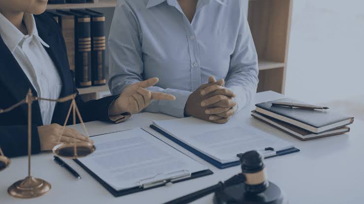 Defesa da empresa em execução fiscal pode produzir efeitos sobre o redirecionamento contra sócios